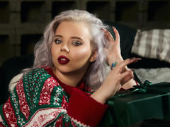 EnergyBurnny - blond female with  small tits webcam at xLoveCam