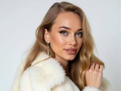 EngelHottie - blond female with  big tits webcam at xLoveCam