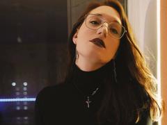 EnioMoreni - shemale with brown hair and  big tits webcam at xLoveCam