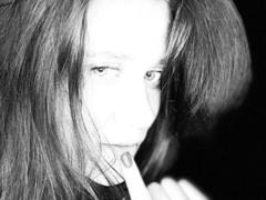 EricDekenipp - female with brown hair webcam at xLoveCam