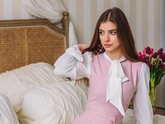 EricaDiaz - female with brown hair and  small tits webcam at xLoveCam