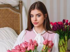 EricaDiaz - female with brown hair and  small tits webcam at xLoveCam