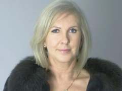EricaMature - blond female webcam at ImLive