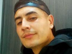 ErickGarciax - male webcam at xLoveCam