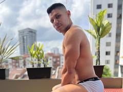 ErickSommer - male webcam at xLoveCam