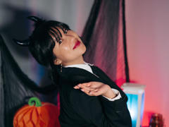 ErikaCoy - female with black hair webcam at LiveJasmin