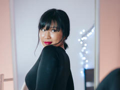 ErikaCoy - female with black hair webcam at LiveJasmin