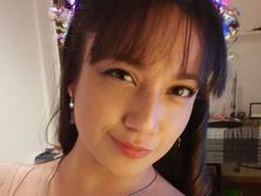 ErinFoxy - female webcam at xLoveCam