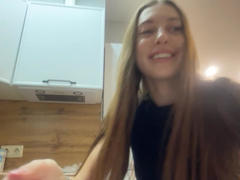 ErinMarrujo - female with brown hair webcam at xLoveCam