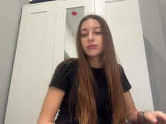 ErinMarrujo - female with brown hair webcam at xLoveCam