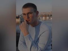 ErnestAhStrong from xLoveCam