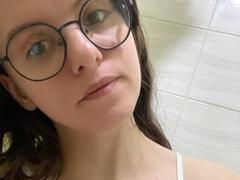 ErnieBett - female with brown hair and  small tits webcam at xLoveCam