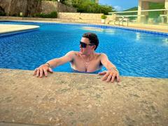 KenFerrer - male webcam at xLoveCam