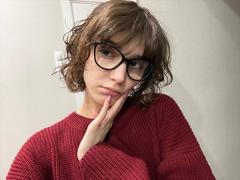 ErynAttridge - female with brown hair webcam at xLoveCam