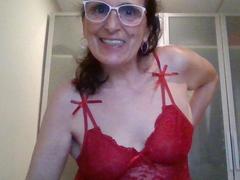 Esencia - female webcam at xLoveCam