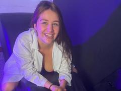 EsmeraldMoon - blond female with  big tits webcam at LiveJasmin