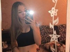 EssieVawter - female webcam at xLoveCam