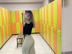 EssieVawter - female webcam at xLoveCam