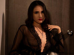 EstefaniaRamos - female with brown hair webcam at xLoveCam