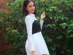 EstefaniaRamos - female with brown hair webcam at xLoveCam