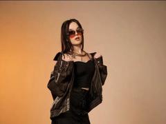 EsterGillom - female with black hair webcam at xLoveCam