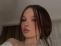 EsterGillom - female with black hair webcam at xLoveCam