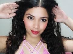 EstrellaHotG - female webcam at xLoveCam