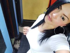 VeronicaBrun - female with black hair and  big tits webcam at xLoveCam