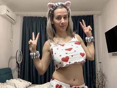 EthelBiangone - blond female with  big tits webcam at xLoveCam