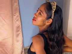 EtoileSensuelle - female with black hair webcam at xLoveCam