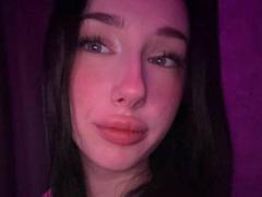 EulaErstad - female webcam at xLoveCam