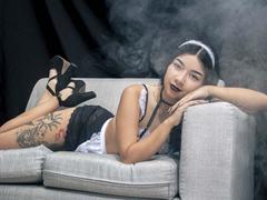 EvaCullen - female webcam at xLoveCam
