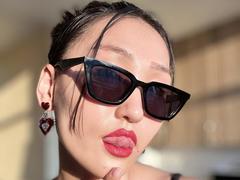 EvaLena - female with brown hair webcam at xLoveCam