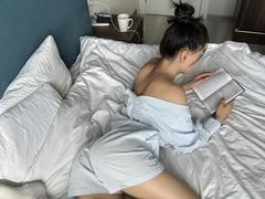 EvaLena - female with brown hair webcam at xLoveCam