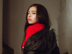 EvaMacalliter - female with brown hair webcam at LiveJasmin