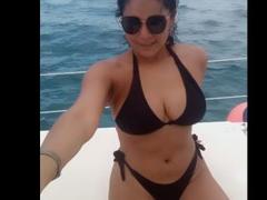 EvaMoonQueen - female with black hair webcam at LiveJasmin