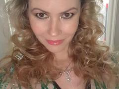 EvaNeon - blond female webcam at xLoveCam