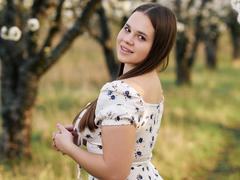 EvaPask - blond female webcam at xLoveCam