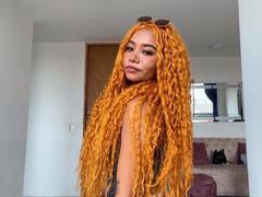 Evakurlly from xLoveCam