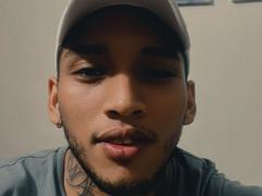 EvanVelvet from xLoveCam