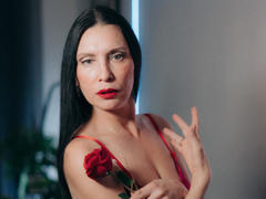 EvanessaJohn - female with black hair and  big tits webcam at LiveJasmin