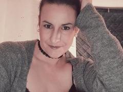 EvePoison-hot - female with red hair webcam at xLoveCam