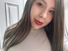 EveliinCortes - female with brown hair and  big tits webcam at ImLive