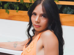 EvelinLuna - female with black hair webcam at LiveJasmin