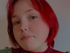 EvelinaRedFoxy from xLoveCam