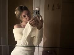 EvelineAngel - female webcam at xLoveCam