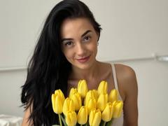 EviLune - female with black hair webcam at xLoveCam
