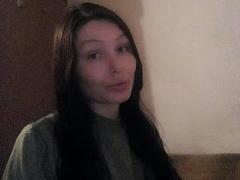 EvieMarylin - female with brown hair and  small tits webcam at xLoveCam