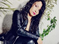 Evolette69 - female with brown hair and  big tits webcam at xLoveCam