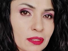 Evolette69 - female with brown hair and  big tits webcam at xLoveCam